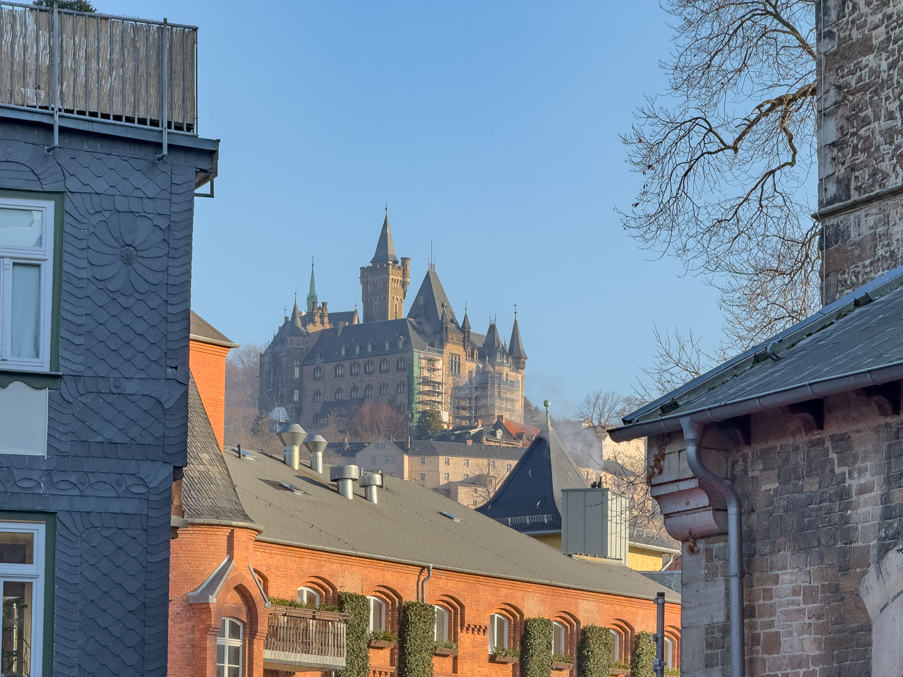 ... bestaunen das dortige Schloss ...