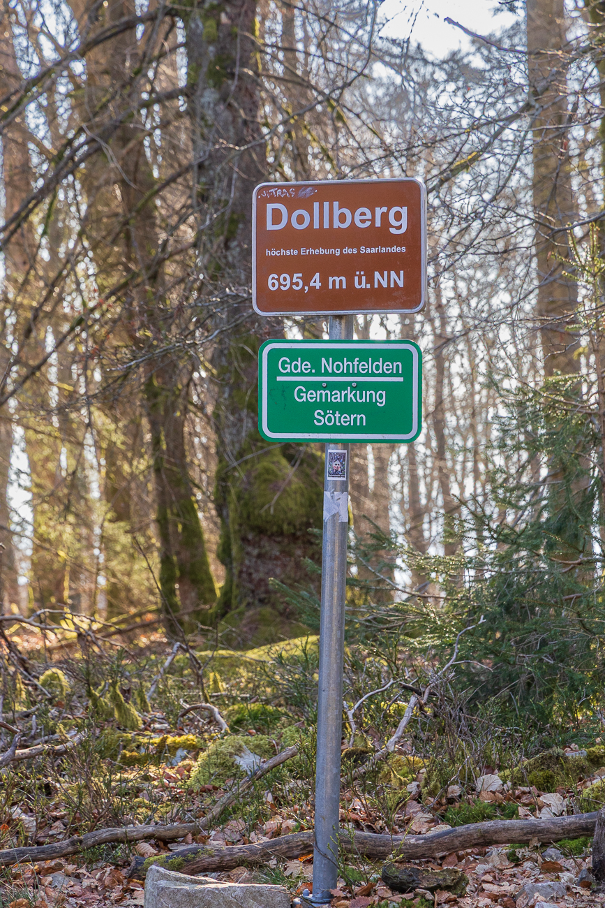Auf dem Dollberg, der höchsten Erhebung des Saarlandes - die Luft wird langsam dünn ;-)
