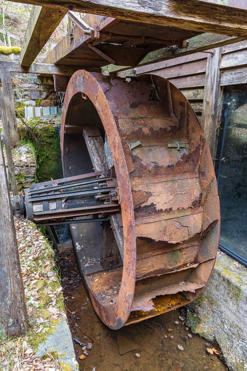 Die Schaufeln sind schon weggerostet