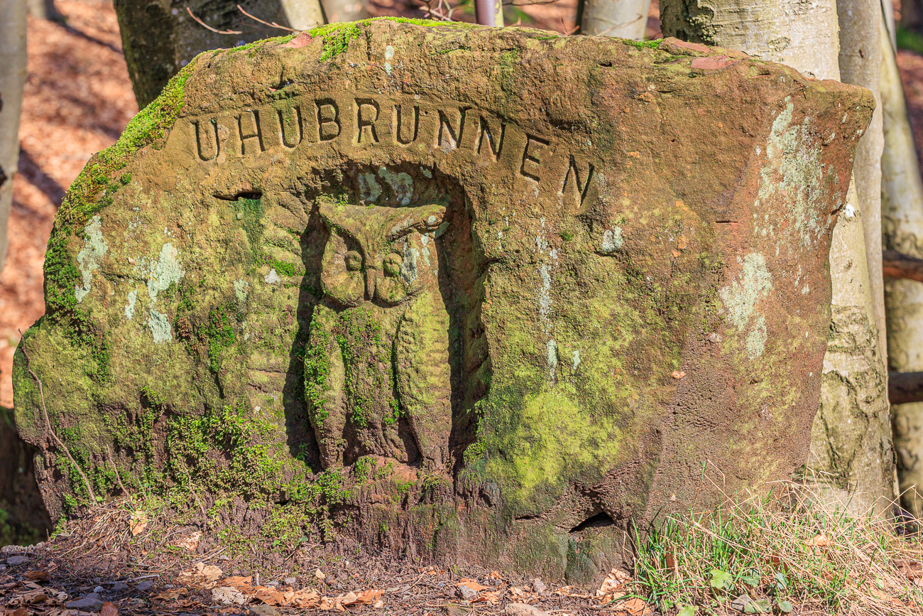 Am UHU Brunnen